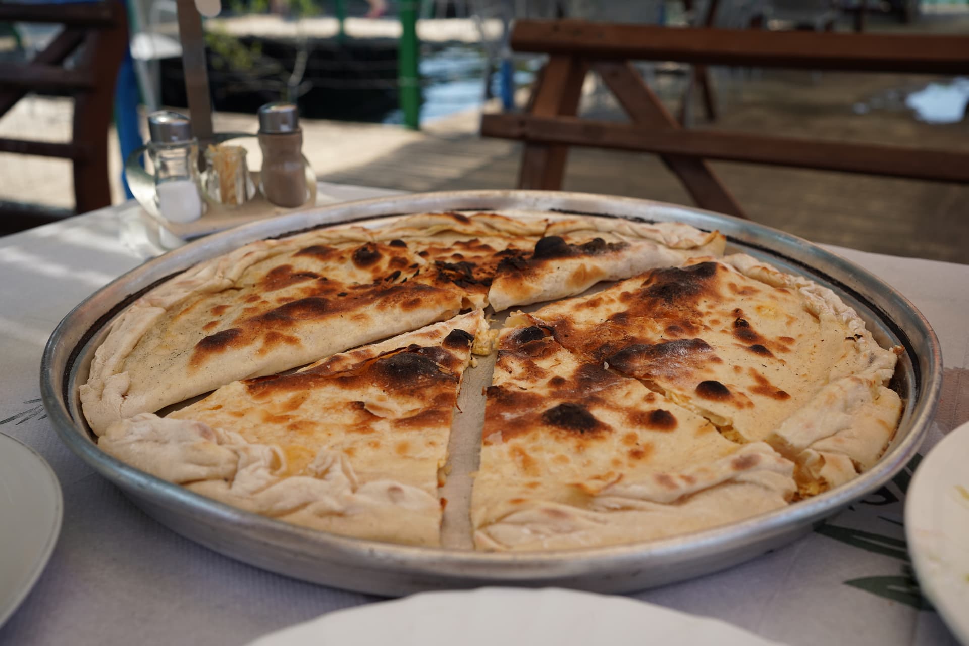Traditional-albanian-pie-lakror